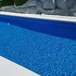 Villa Paraiso-luxury With Heated Pool
