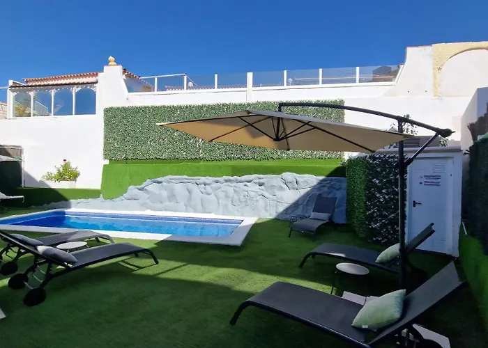 Paraiso-luxury With Heated Pool * 아데제