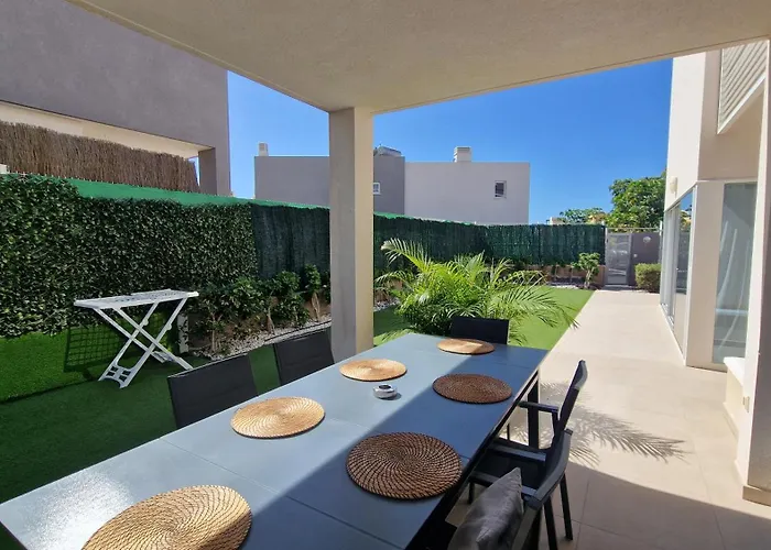 Paraiso-luxury With Heated Pool Villa